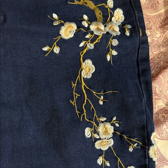 VENUS Dark Blue Floral Embroidered Skinny Jeans - Picture 3 of 6